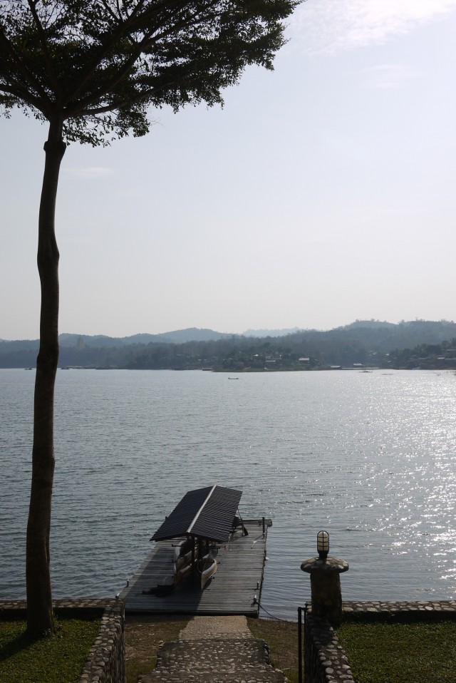 Glandouille au bord d'un lac