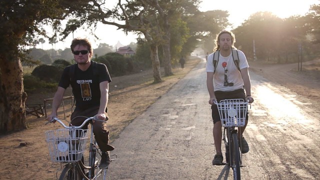 Greg et Kristian à Bagan, Birmanie